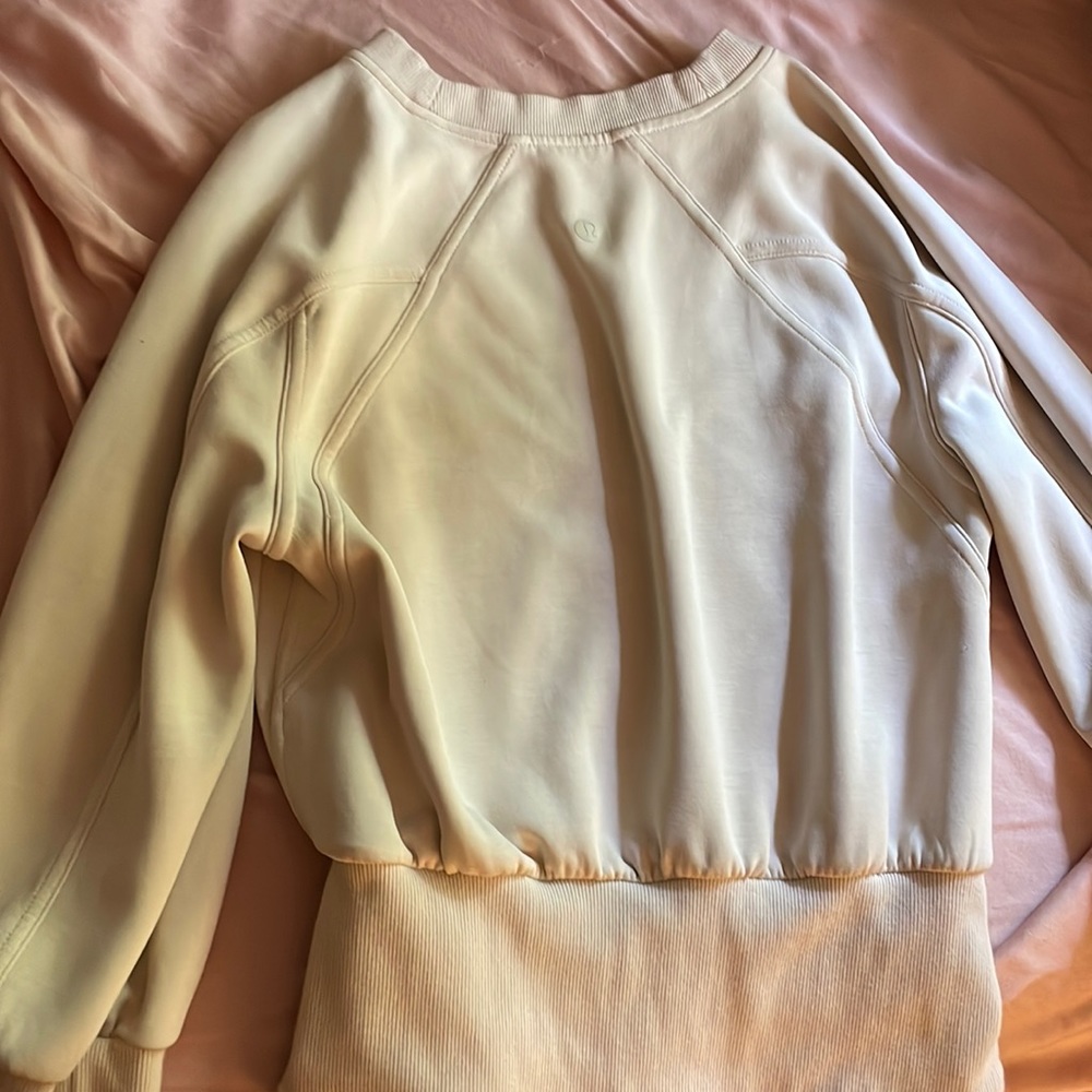 Lululemon sweater
